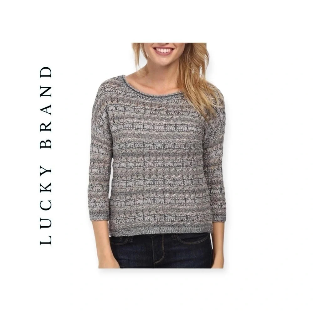0414. LUCKY BRAND KNITTED 3/4 SLEEVE‎ TOP SIZE MEDIUM BLUES AND TAN IN COLOR